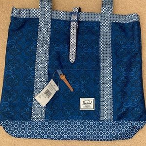 NWT! Herschel Market Tote